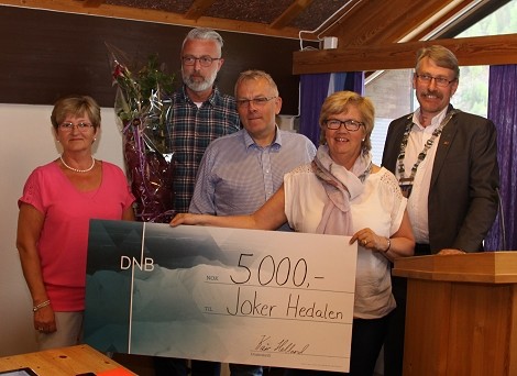 Joker Hedalen fikk SørAurdal kommunes positivpris for 2013