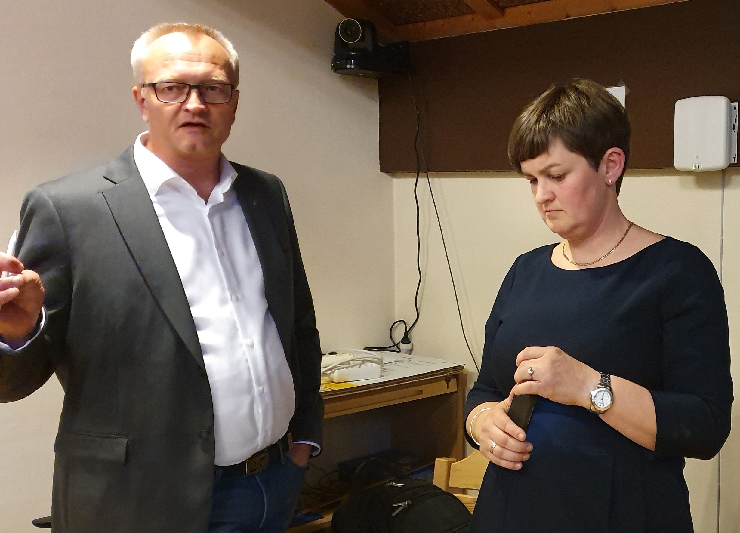 Kommunedirektør Haakon Boie Ludvigsen og ordfører Marit Hougsrud