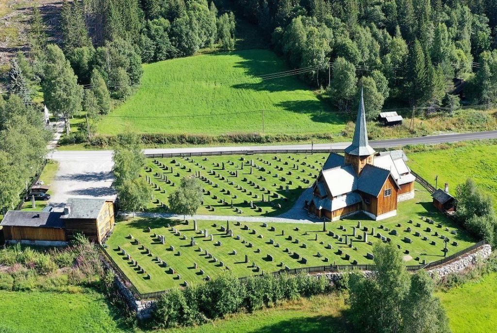 Hedalen stavkirke. Foto: Helge Nordby