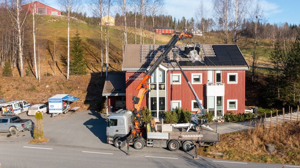 Kontorparken får solceller Dronefoto: Helge Nordy