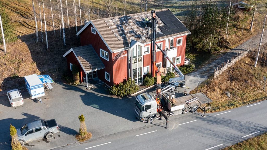 Kontorparken får solceller Dronefoto: Helge Nordy