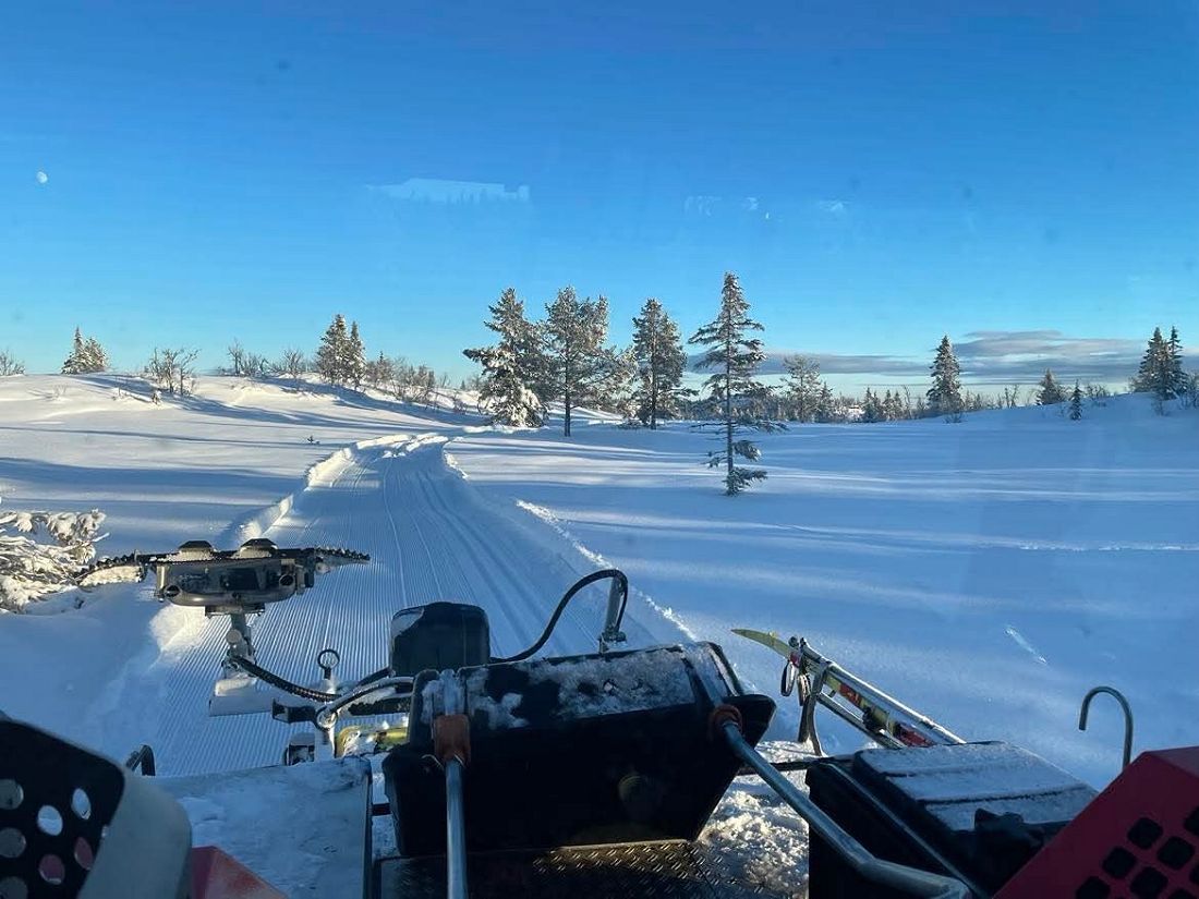 Løypekjøring i Hedalsfjella. Foto: Svein Arne Nordby