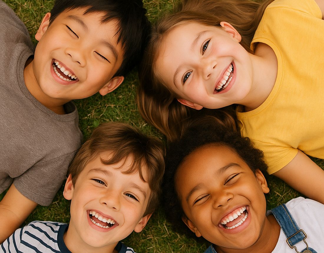 KI-generert bilde av lykkelige barn KI-generert bilde av lykkelige barn